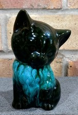 Blue Mountain Pottery Green And Black Glazed Ceramic Cat Figurine Vintage