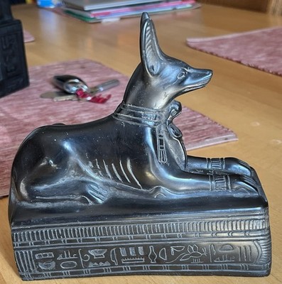 Ägyptische Anubis-Statue schwarzer Stein/ Resin Höhe 16 cm Ägypten Gott liegend