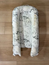 DockATot Deluxe Plus Baby Lounger For 0 to 8 Months White Marble Pattern
