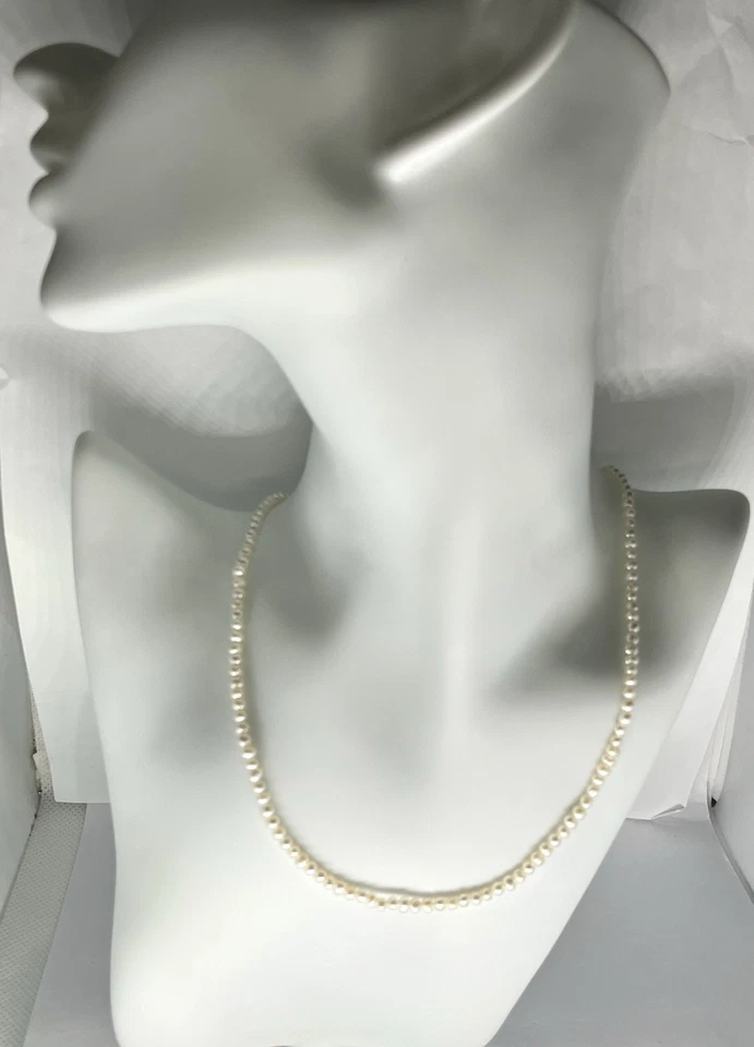 Collana Perle d’Acqua Dolce 3mm con Chiusura in Argento 925 – 40 cm - Immagine 4 di 4