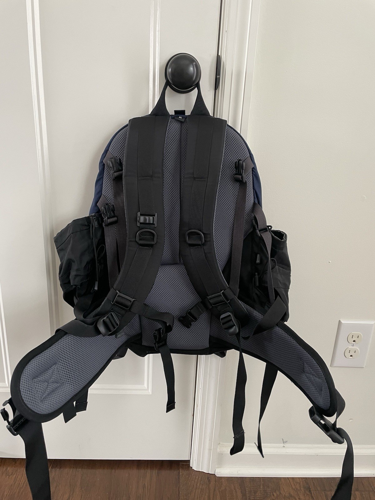 LL Bean Navy Backpack - image 5