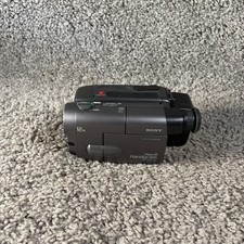 SONY HANDYCAM CCD-TRV30E CAMCORDER VIDEO-8 ANALOGUE 8MM VIDEO CAMERA WITH CASE