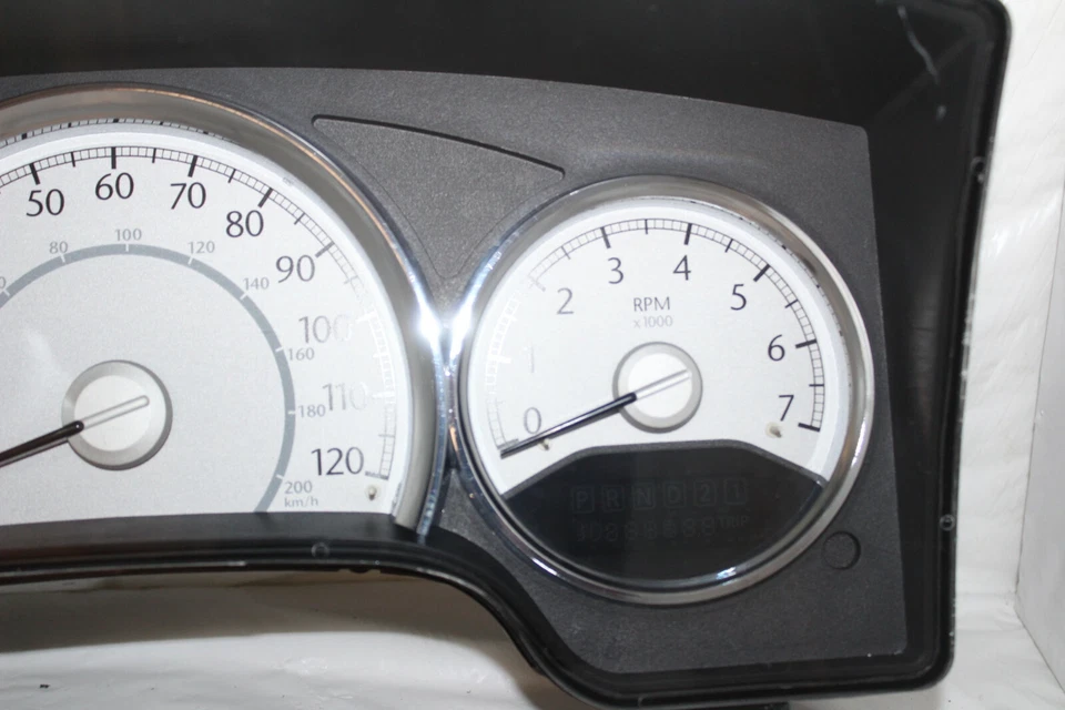 Speedometer Instrument Cluster Dash Panel 2007 08 Chrysler Aspen 194,847 Miles - Image 4 of 4