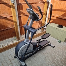NordicTrack E7.2 Incline Elliptical Cross Trainer