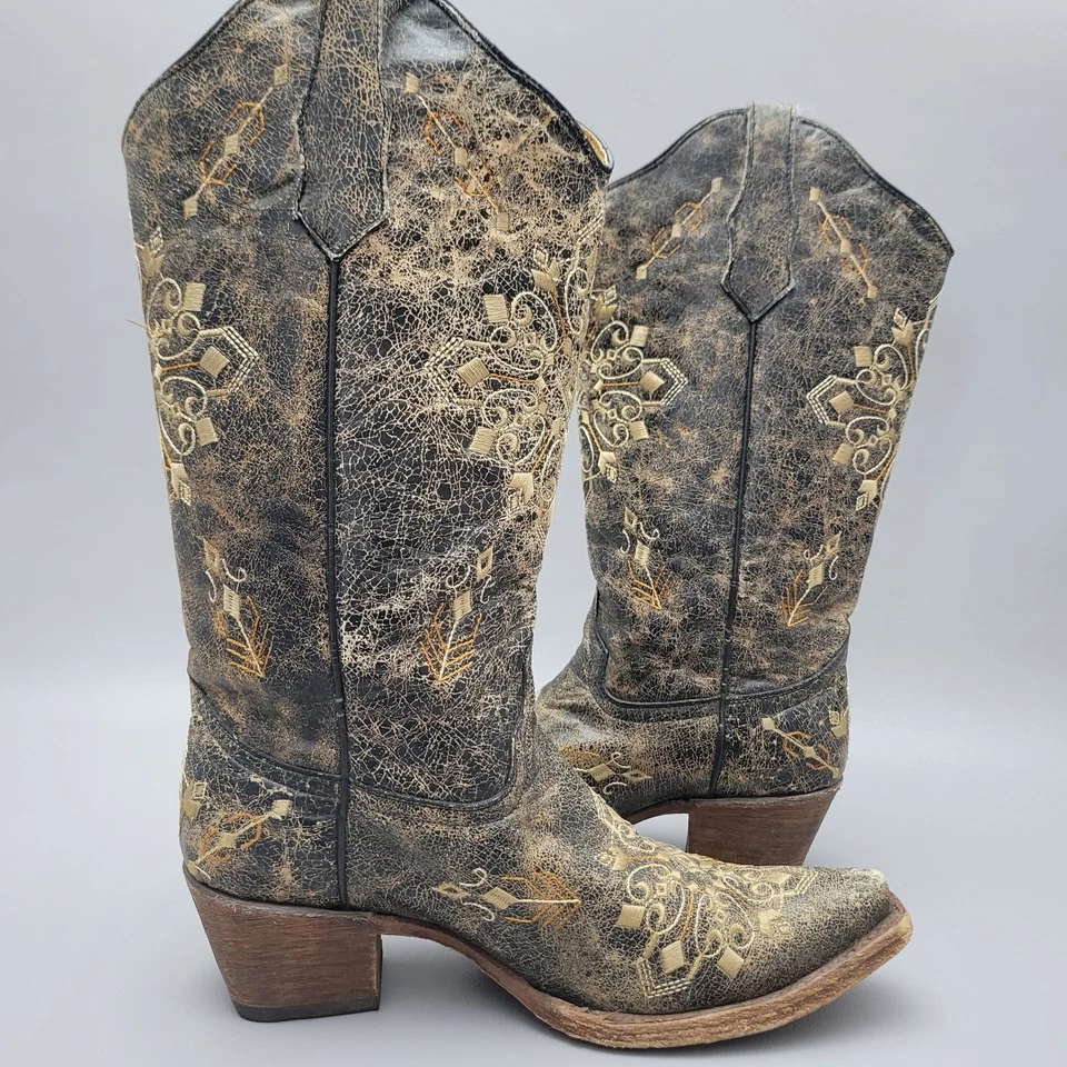 Corral Circle G Women's Black Crackle/Bone Embroidery Snip Toe Leather Boots 9M - Image 4 of 4