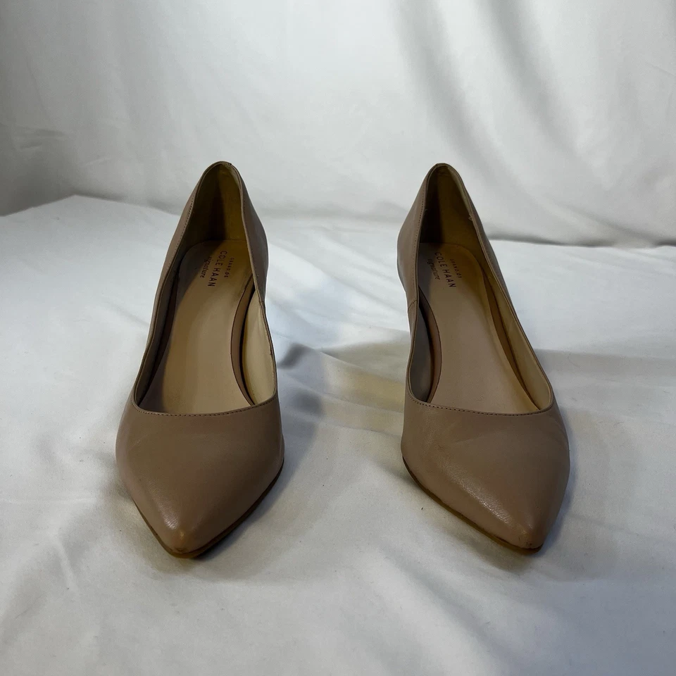 Zapatos de tacón alto Cole Haan para mujer talla 9 AA estrechos nude bronceado punta puntiaguda Foto 3 de 4