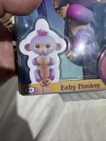 WowWee AUTHENTIC Fingerlings 2 Tone Monkey SYDNEY Purple with Pink New In Box