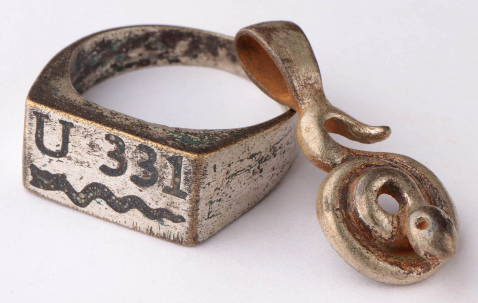 U331 Snake U-boat WW2 German ring naval submarine Pendant U-Boot Kriegsmarine