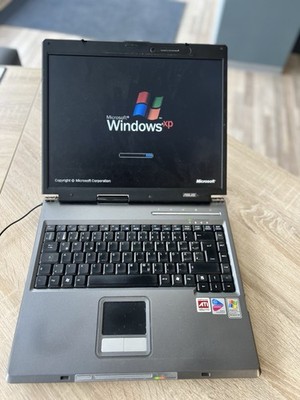 Windows XP Pro Retro Laptop Asus A3000