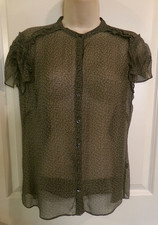 BANANA REPUBLIC SHEER GREEN FLORAL BUTTON DOWN BLOUSE w/SHIRRED CAP SLEEVES- P/M