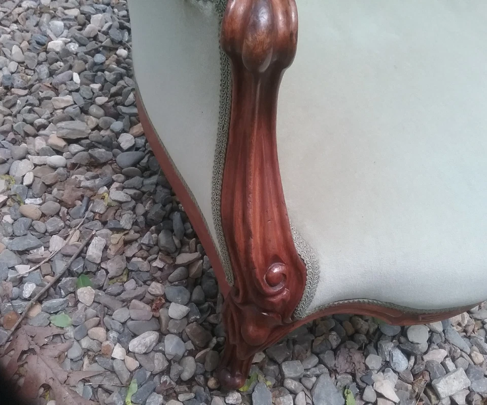 Silla tapizada verde tallada a mano victoriana años 1900 Foto 4 de 4