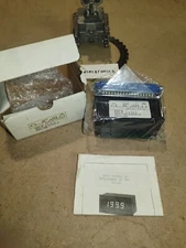 TRIPLETT DT-18 DT-18-14-1 Digital Monitor with CR1E-18SA-4E