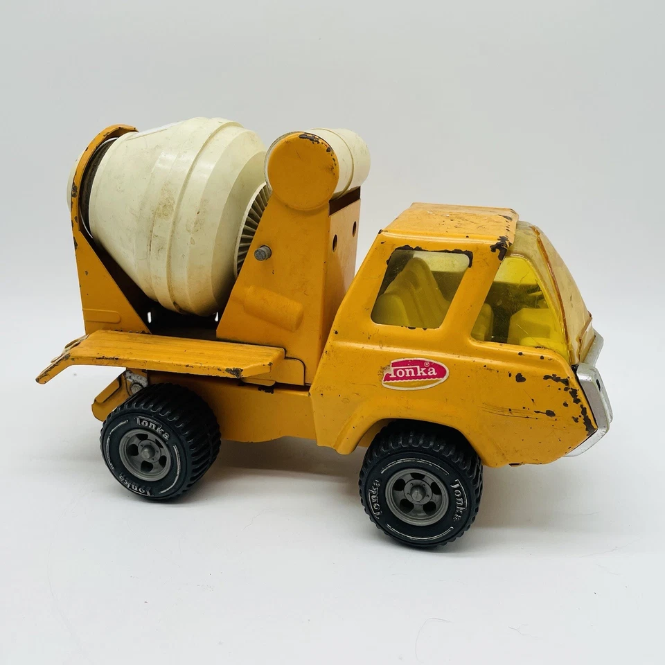 Vintage Tonka Cement Truck 2 axle Pressed Steel - Image 2 of 4