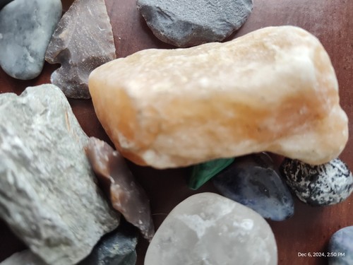 Gemstone Mix Healing and Reiki 2lb Mixed Lot Polished Rocks and Natural Stones - Picture 14 of 59