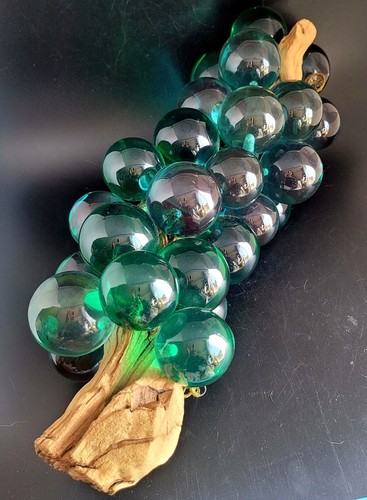 Gran ramo de uvas Lucite vintage en madera a la deriva único retro años 60 70 - Imagen 2 de 12
