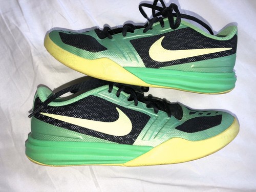 kobe bryant sneakers youth