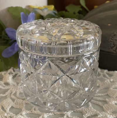 VTG  Star of David Crystal Trinket ~ Keepsake ~ Vanity Box w/Lid
