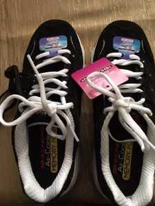 skechers rose blooms