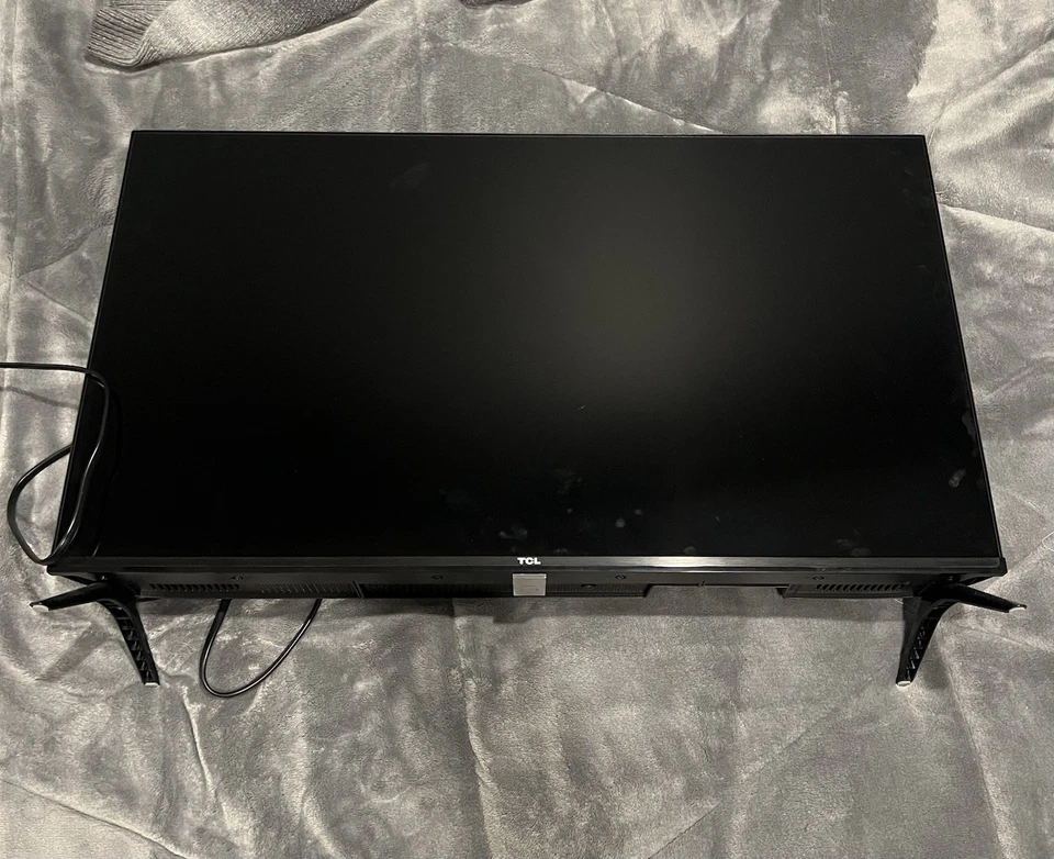 TCL 32S350G Class S3 32 in 1080p FHD HDR LED Smart TV - Black - Image 4 of 4