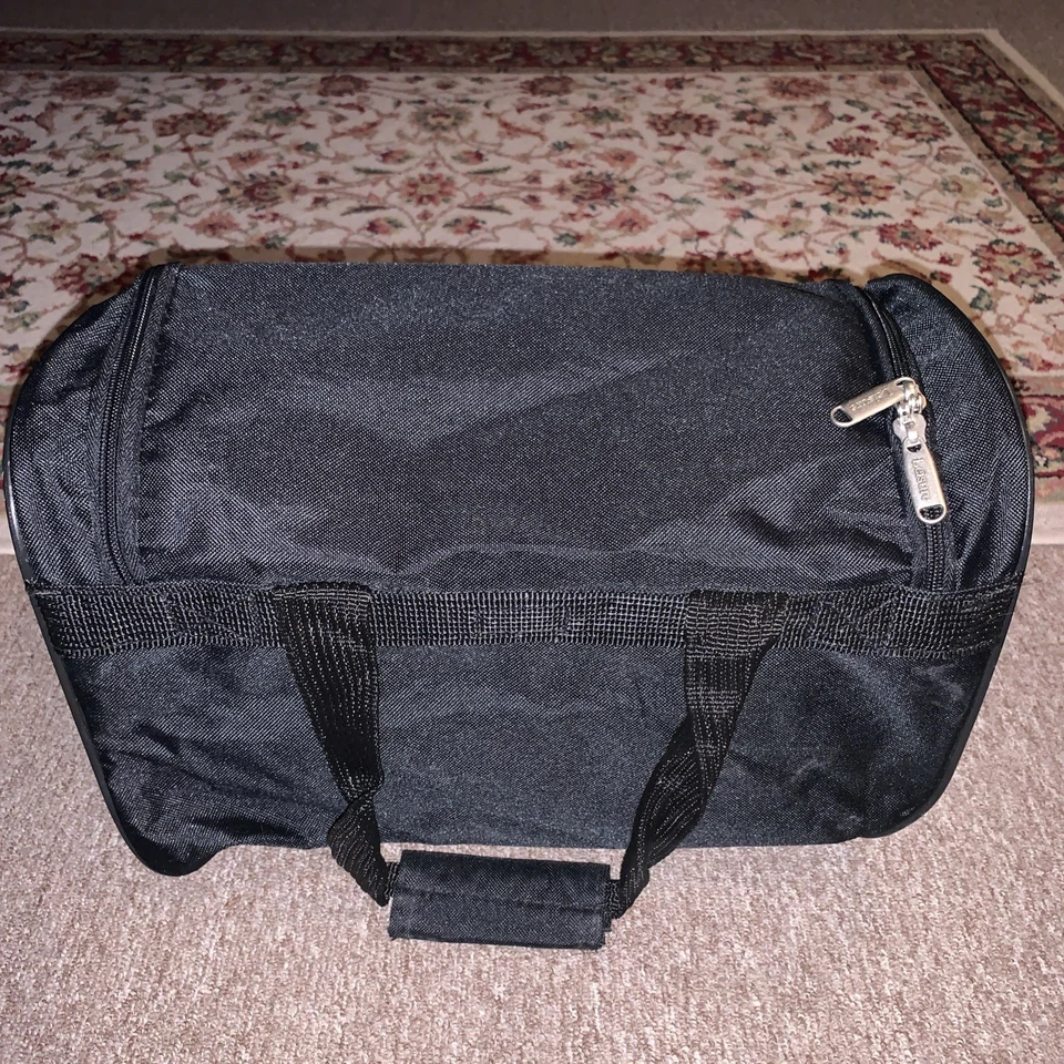 Bolso de viaje de mano negro vintage marca Leisure Foto 2 de 4