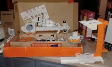 WORKING VINTAGE Matchbox Mega Rig Powered Space Base Transforms NOT COMPLETE