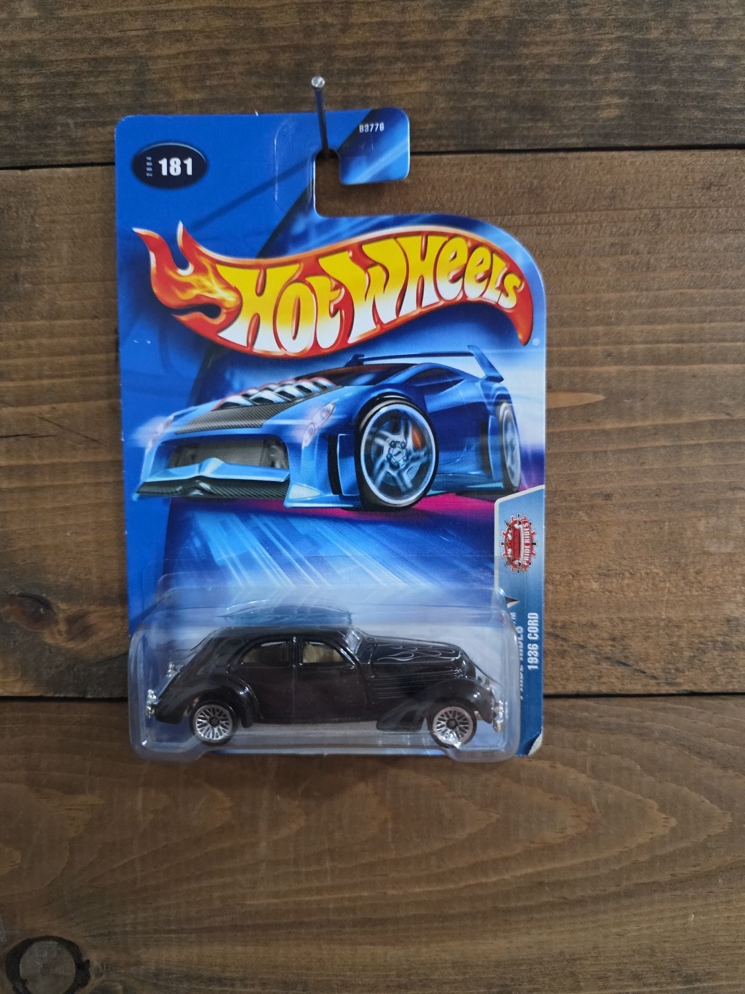 2004 Hot Wheels 1936 Cord Pride Rides # 181 Black LW Silver flames new on card!!