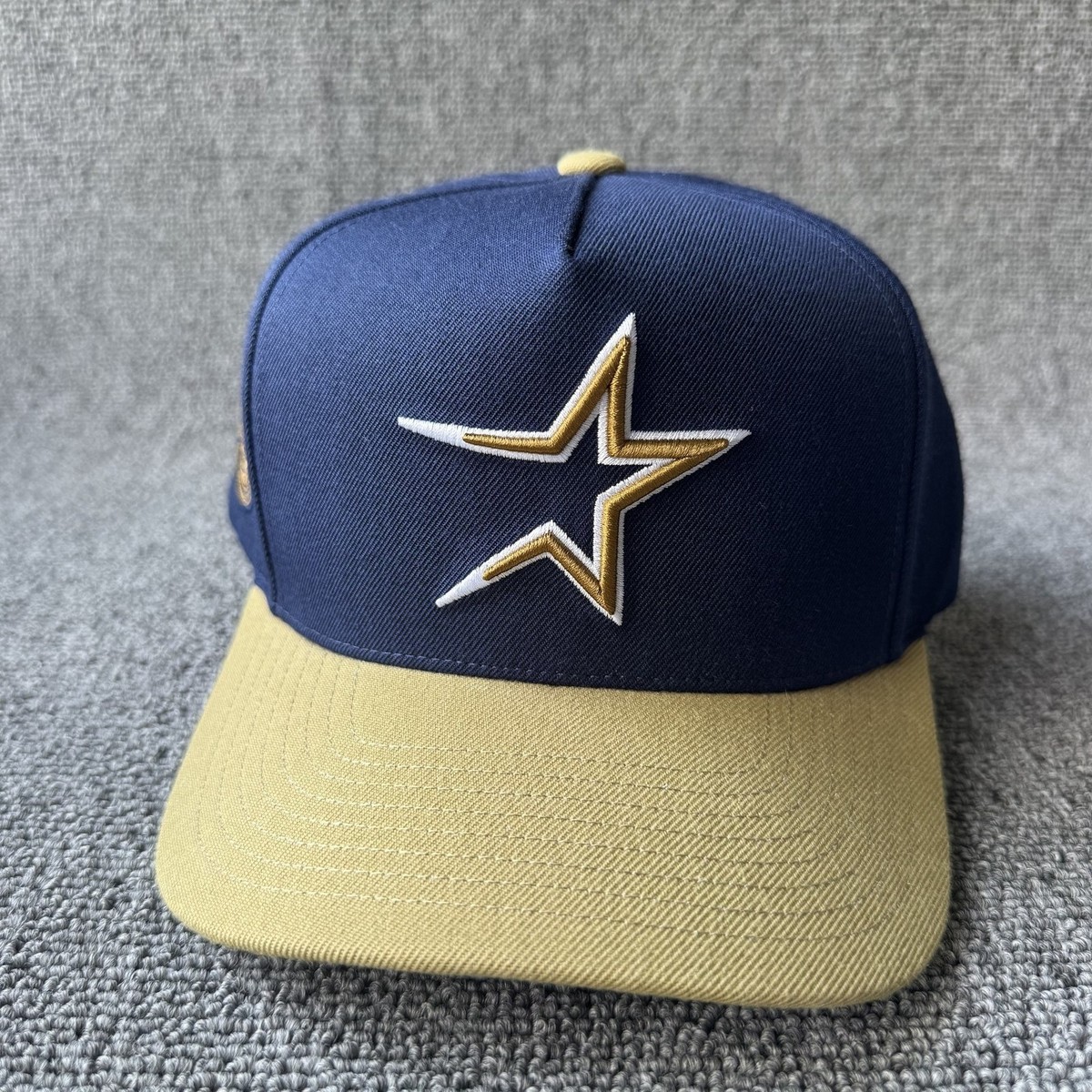 Mitchell & Ness Dallas Cowboys Navy Gold Snapback Hat