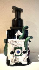 Bath Body Works Haunted House Eye Refillable Foaming Soap Holder Dispenser New