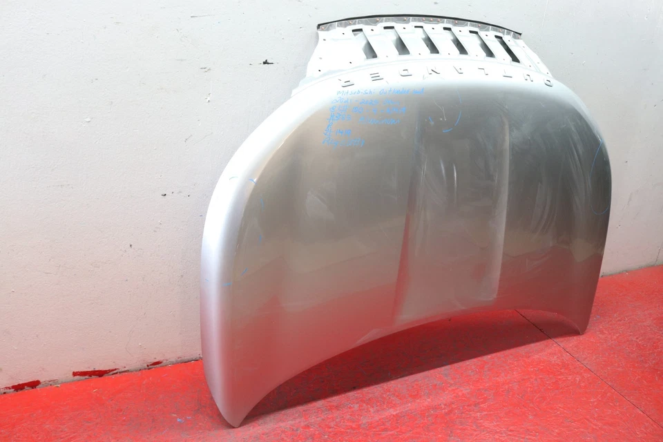 2021 2025 MITSUBISHI OUTLANDER FRONT HOOD OEM ALUMINUM Foto 3 de 4