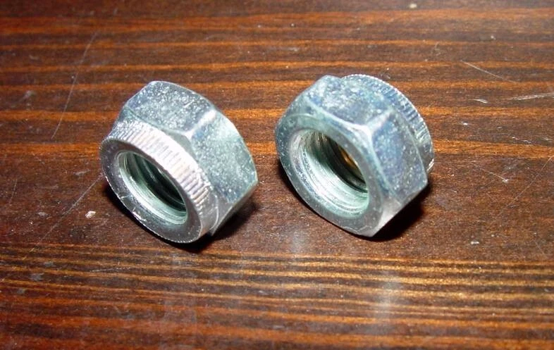 Triumph T120 1971-79, T140 Bonneville, Tiger, Trofeo. OIF, KIT SOPORTE CENTRAL, UK Foto 3 de 4