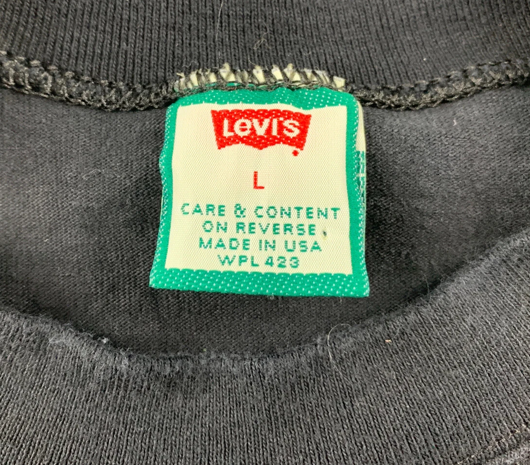 vtg 90s Levi s Red Tab T shirt Men s L Black Logo Classic WPL 423 1994