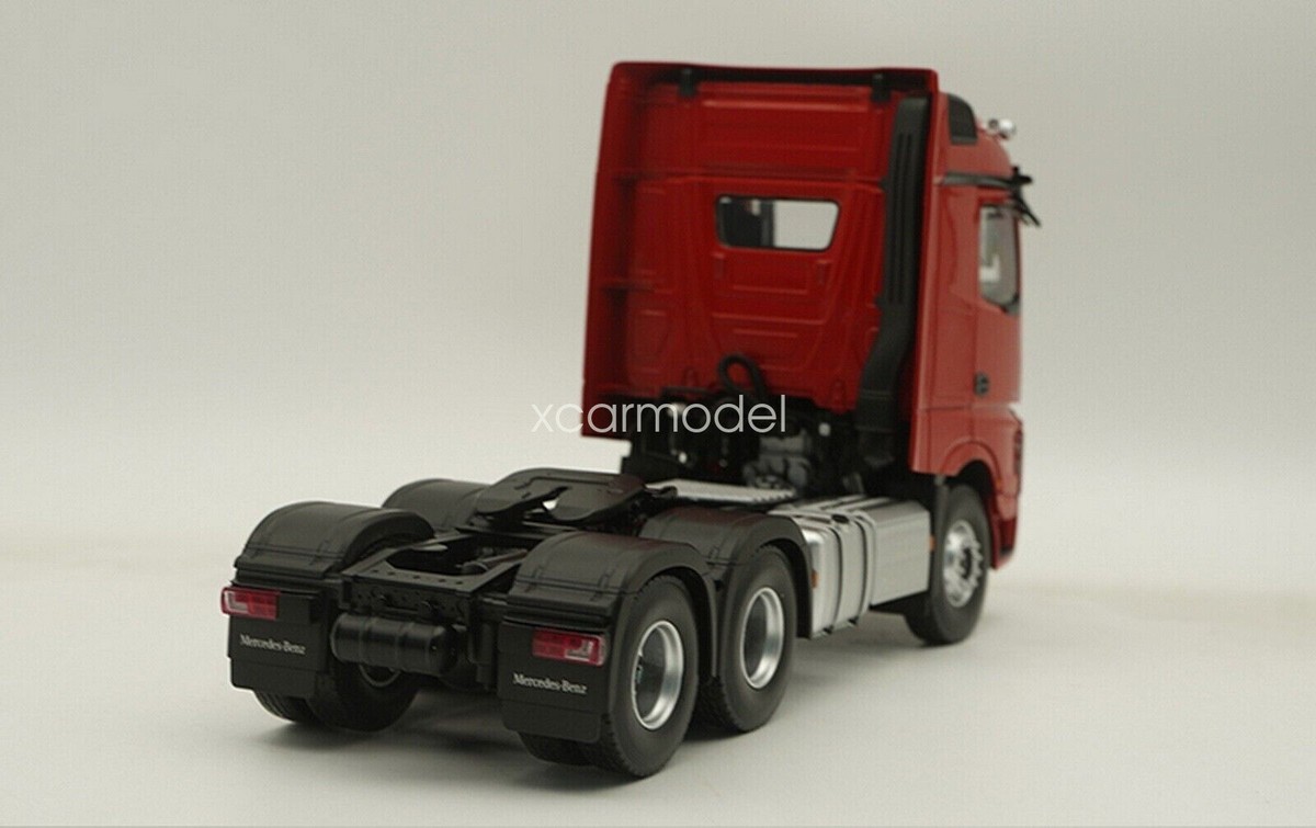 Mercedes Benz Actros 1/43スケール Diecast: Mercedes-Benz Actros Gigaspace Truck • 1:43 Scale