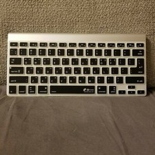 Apple keyboard wireless comes with removable Korean cover