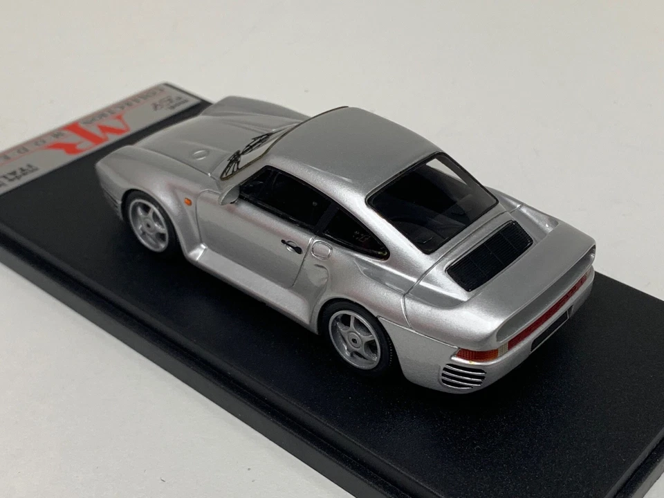 1/43 MR Collection Porsche 959 Street Car in Silver Limited 499 pcs   A1004 - Image 3 of 4