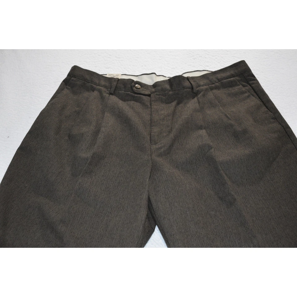 Pantalones Dockers De Colección Para Hombres Talla 42 x 32 Clase A Caquis Plisados Marrón Espiga NUEVO Foto 3 de 4