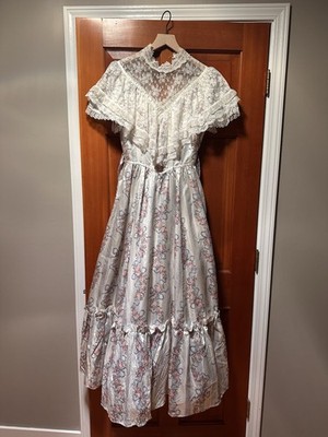 Gunne Sax by Jessica McClintock 1980s Prairie Dress White Blue