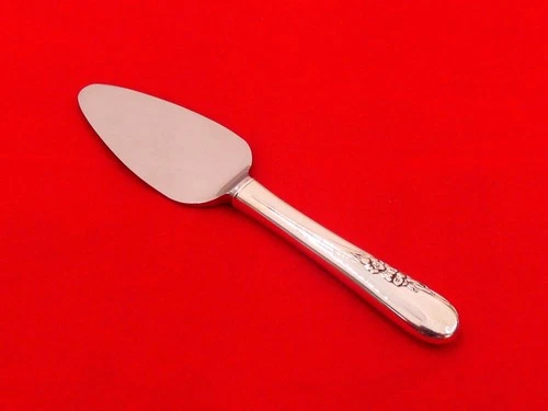 International Sterling Silver Blossom Time Cheese Server BL-11