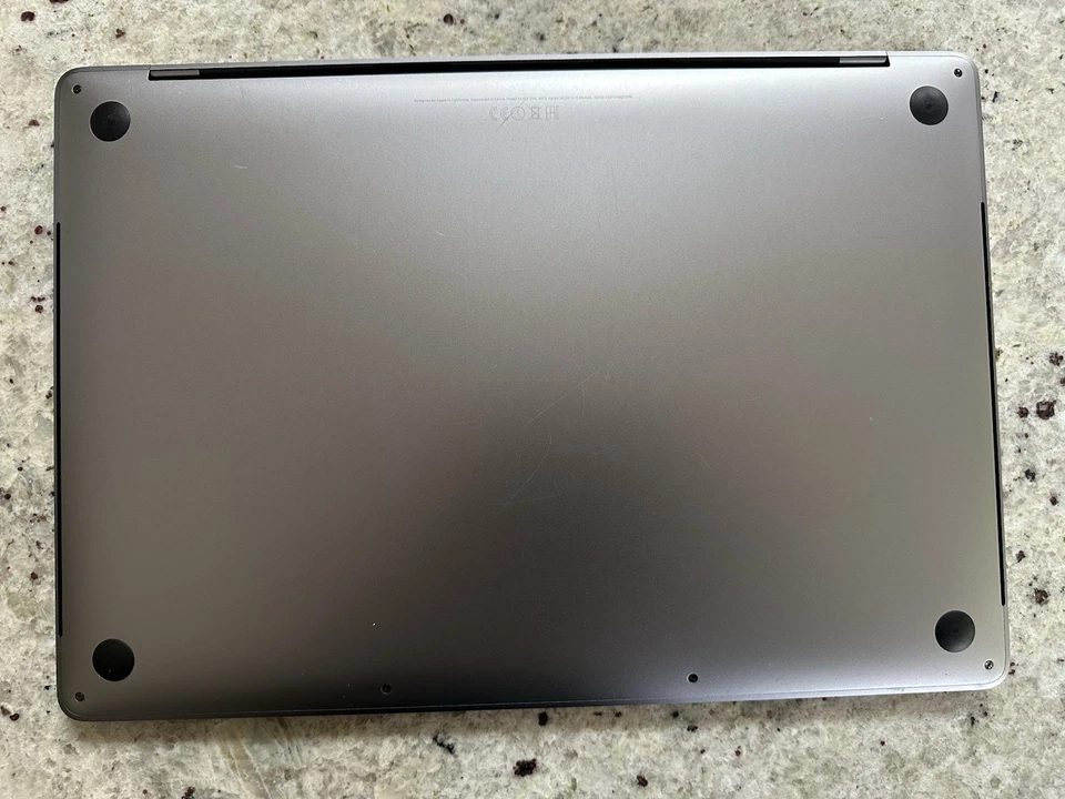 Apple Macbook Pro 15 Inch, 2016, Quad Core i7 2.9GHz 16GB 1TB SSD with touch bar - Image 2 of 4