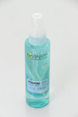 2 PACK Garnier SkinActive Aloe Hydrating Facial Facial Mist 4.4 fl oz  U17