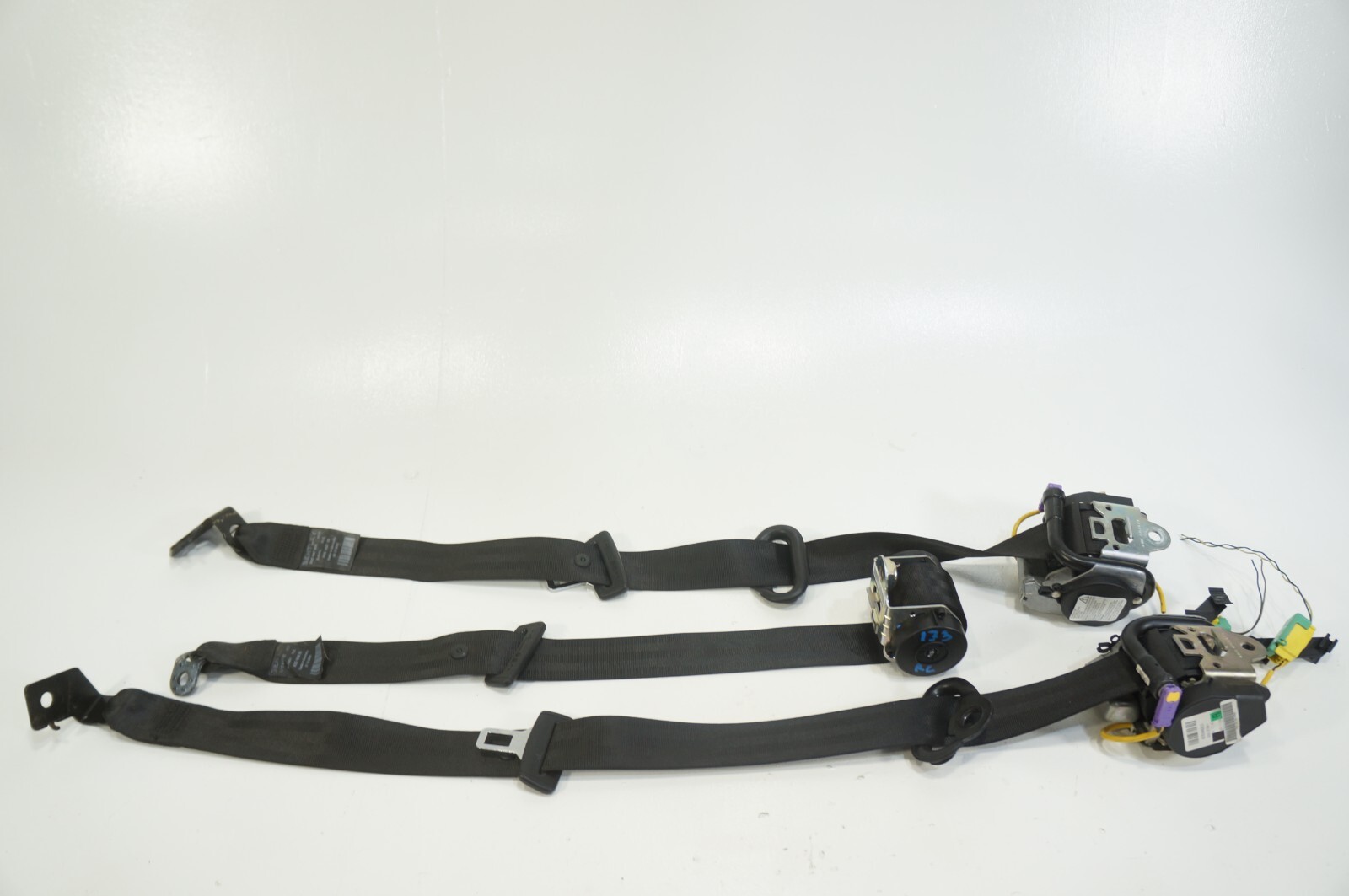 06-2012 Bentley Flying Spur Rear Right Left Center Seat Belt Seatbelt Set of 3