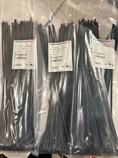 Hellermann Tyton 390mm x 4.6mm Black Cable Ties x 300 Zip Ties Tie Wraps