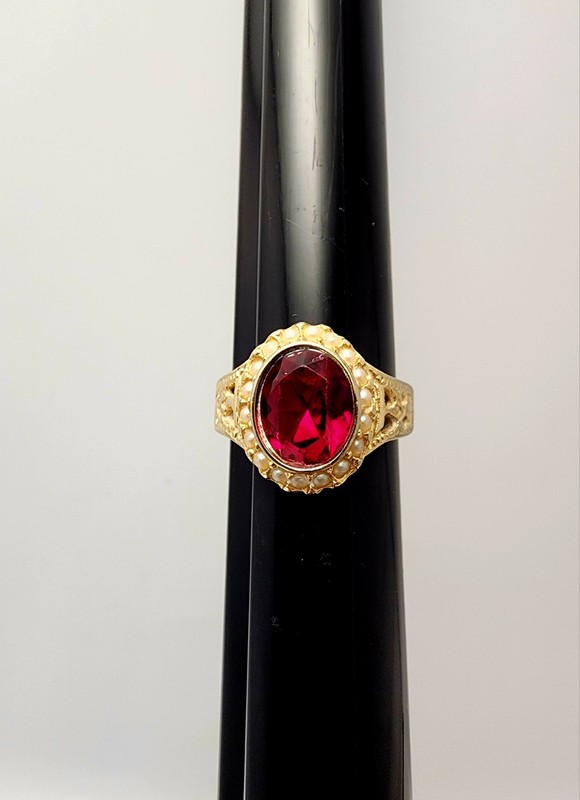 Vintage Ring Ruby Garnet Pearl Gold Inspired Cocktail Costume Fashion Jewelry 8