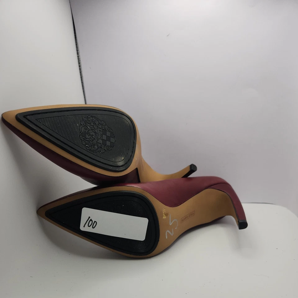 Vince Camuto Women's Heels 5M wine red fuax leather - Image 4 of 4