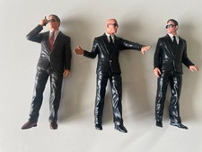 LOT DE 3 FIGURINES GARDES DU CORPS - 1/18 - PEINT A LA MAIN - RESINE