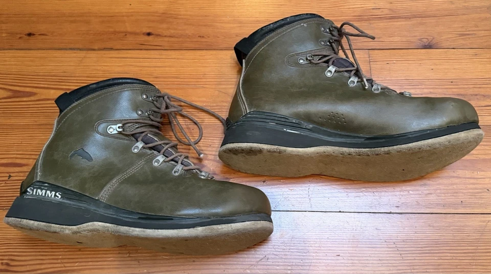 Simms #24288-00 Men’s Vintage Felt Sole Green Tributary Wading Boot, Size 13 - Image 3 of 4