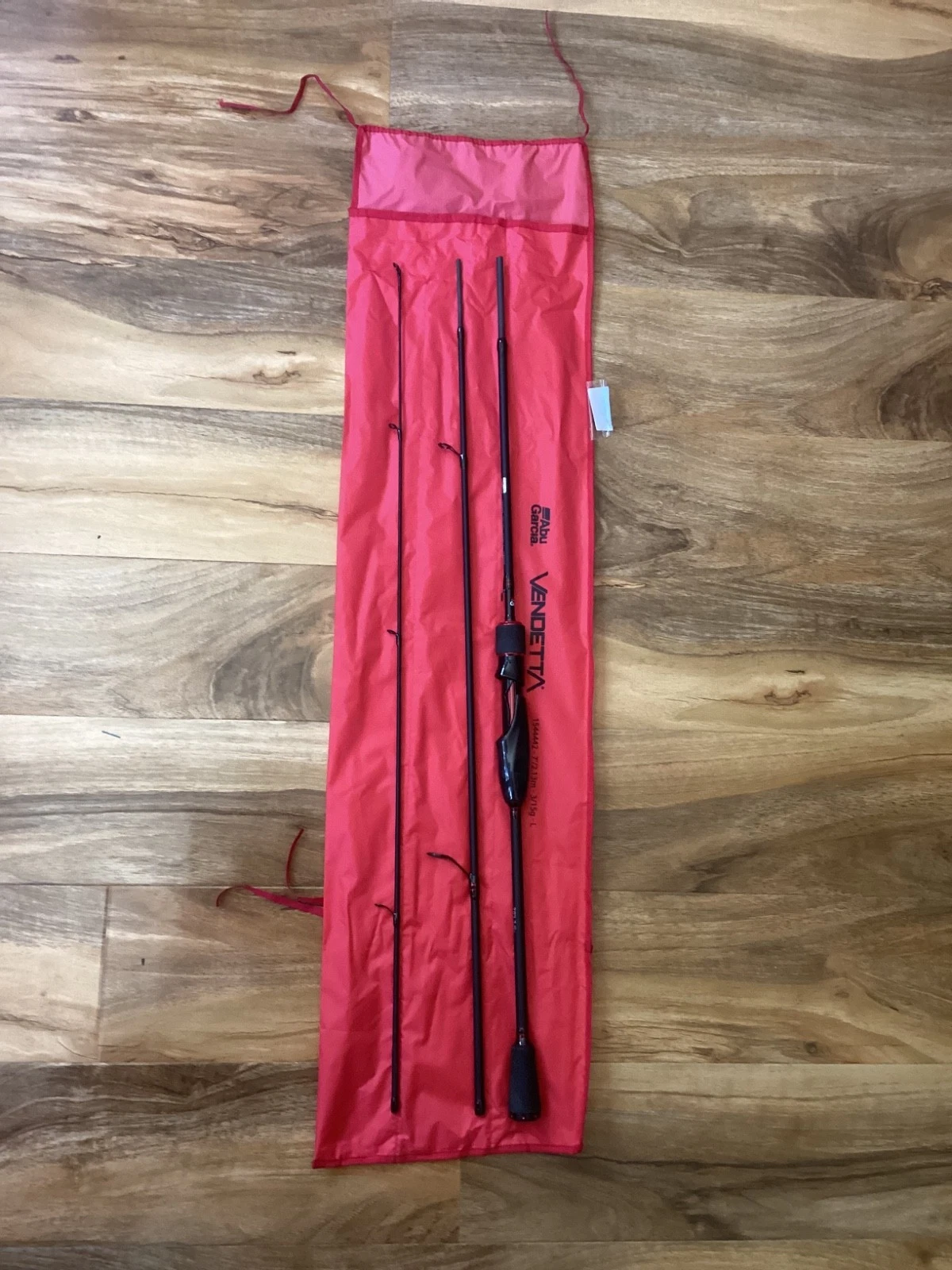 New Abu Garcia Vendetta V3 Travel Spinning Rod 7 ft 3 pc Light 3 - 15 gm.