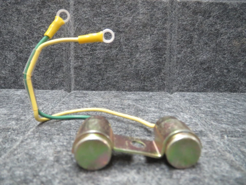 Condensador de encendido para Corolla Celica Corona 1974-75 hecho en Japón - ¡Envío rápido! Foto 4 de 4