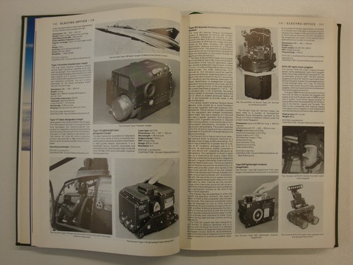 Jane's Avionics 1990-91: Radar, Electronic Warfare, Cockpit Displays, Navigation - Imagen 8 de 24