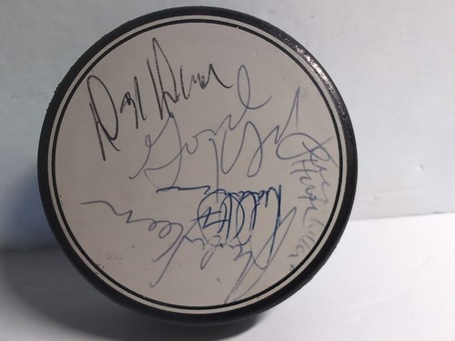 Celebrity All Stars Hockey NHL Signed Puck Auto Autographed Rare Five Signatures - Picture 6 of 11