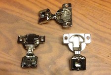 GRASS Tec 864-VS-45U 04395-15 1" Side Mt. Self Closing Hinge 2pc for 1.50